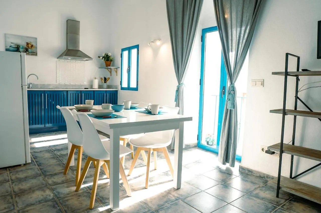 Apartment Apartamentos Silos11- Puerta Jerez Tarifa Spain